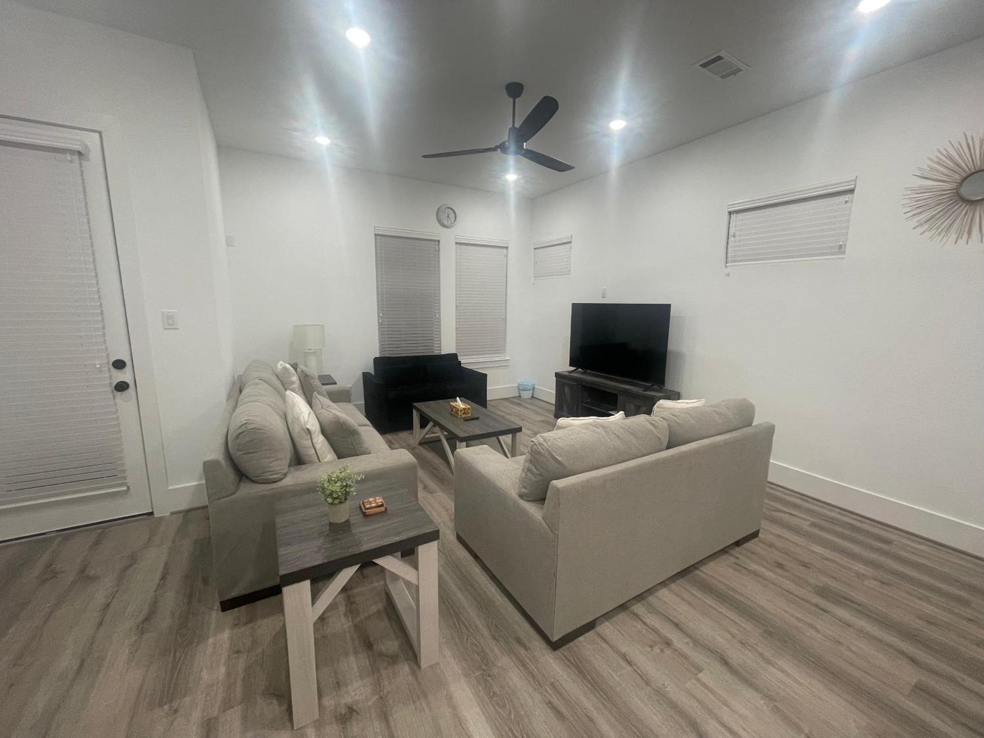 Comfortable 3 Bedroom - Heart Of Texas Medical Center Х'юстон Екстер'єр фото