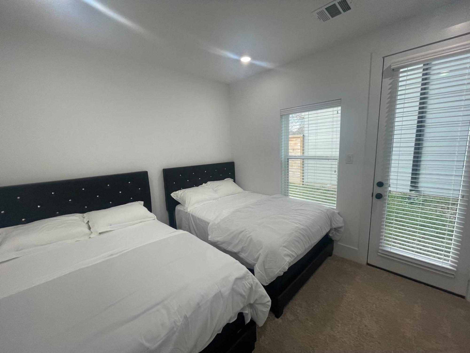 Comfortable 3 Bedroom - Heart Of Texas Medical Center Х'юстон Екстер'єр фото